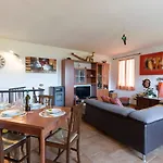 Lory House By Interhome Сasa de vacaciones Villa Viani